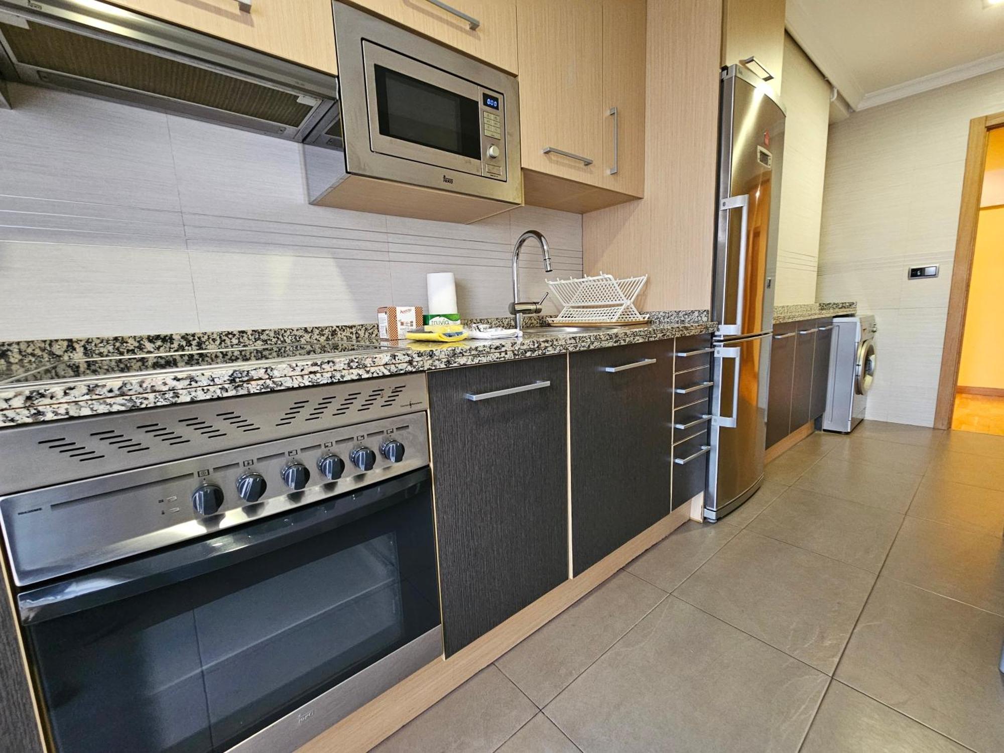 196A Acogedor Apartamento En Хихон Экстерьер фото